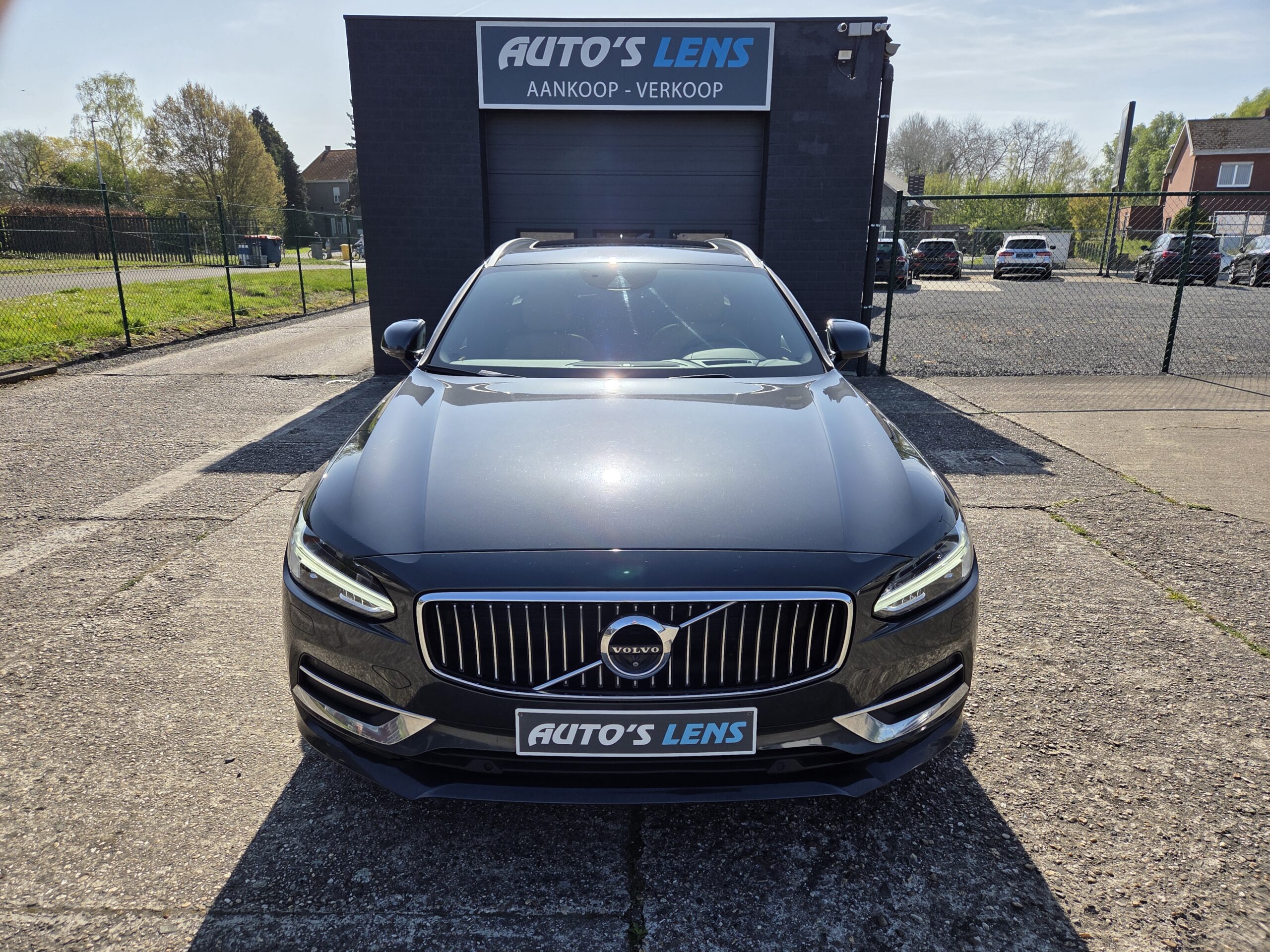 Volvo V90